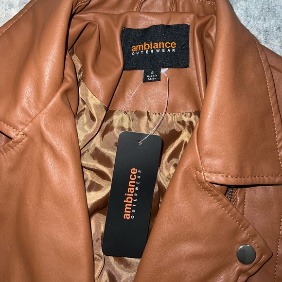 NWT! Ambiance Outerwear Chestnut Leather Jacket - Picture 3 of 8